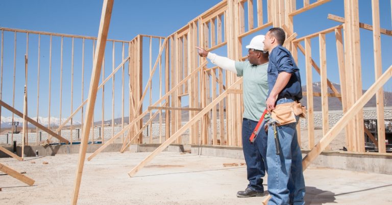 Why Choosing Licensed Builders on the North Shore Ensures Quality and Compliance