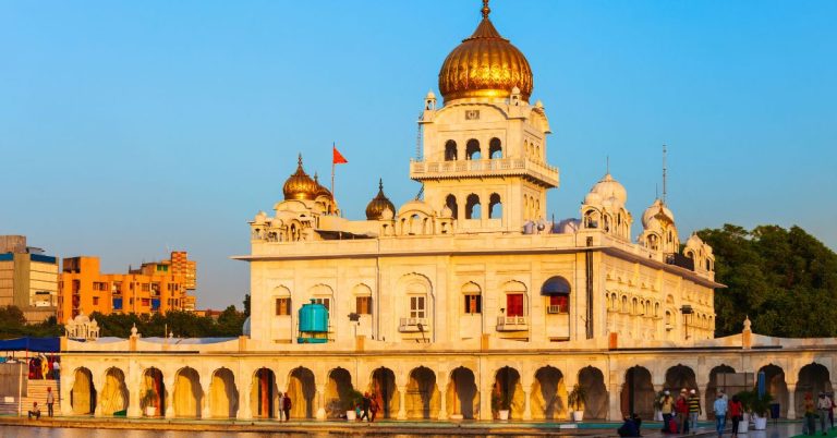 Short Caption Ideas That Instantly Elevate Your Social Media Presence